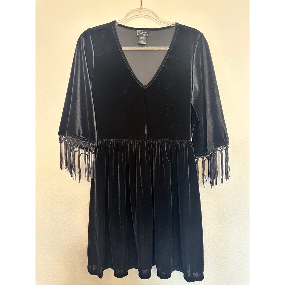Chic Black Velvet Dress with Fringe Sleeves by Midnight Hour